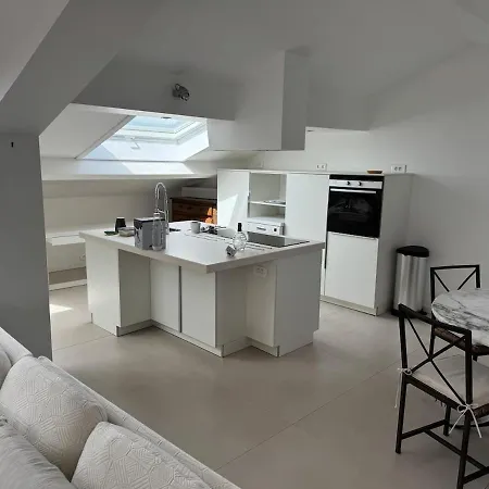 Pinsons Tropez Villa